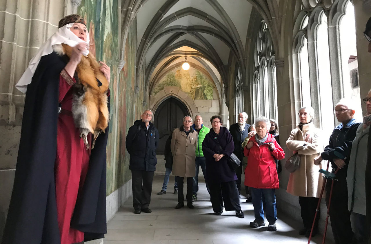 Führung durch die historischen Altstadtkirchen in Zürich