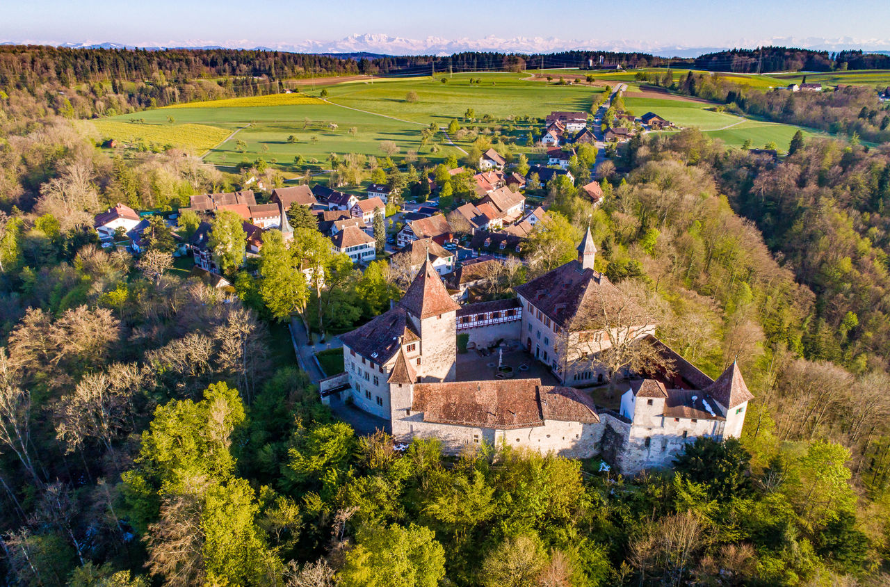 Schloss Kyburg aus der Vogelperspektive